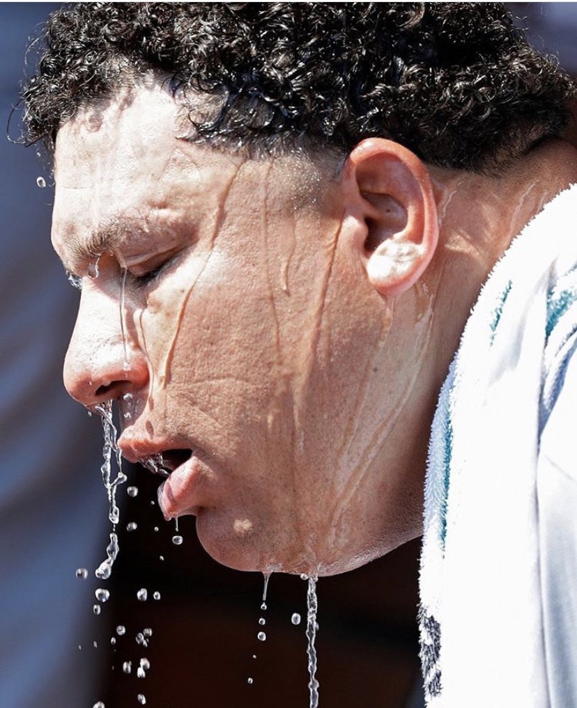 ryanbuynak's tweet photo. Bartolo Colon cologne! #baseballjoke https://t.co/57qw5jU0bj
