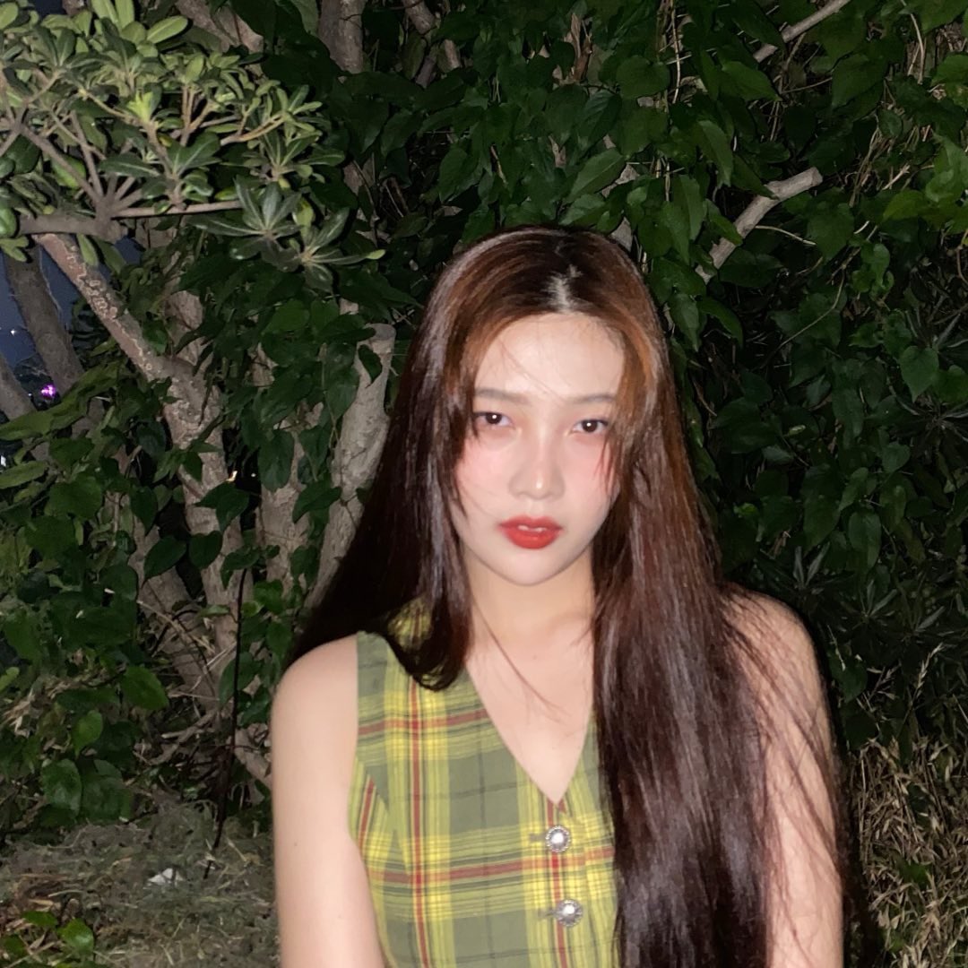 REDVELVET_TH's tweet photo. #JOY จอยอัพเดตรูปโปรไฟล์อินสตาแกรมค่ะ💚

#RedVelvet @RVsmtown https://t.co/43TuIgR5w8