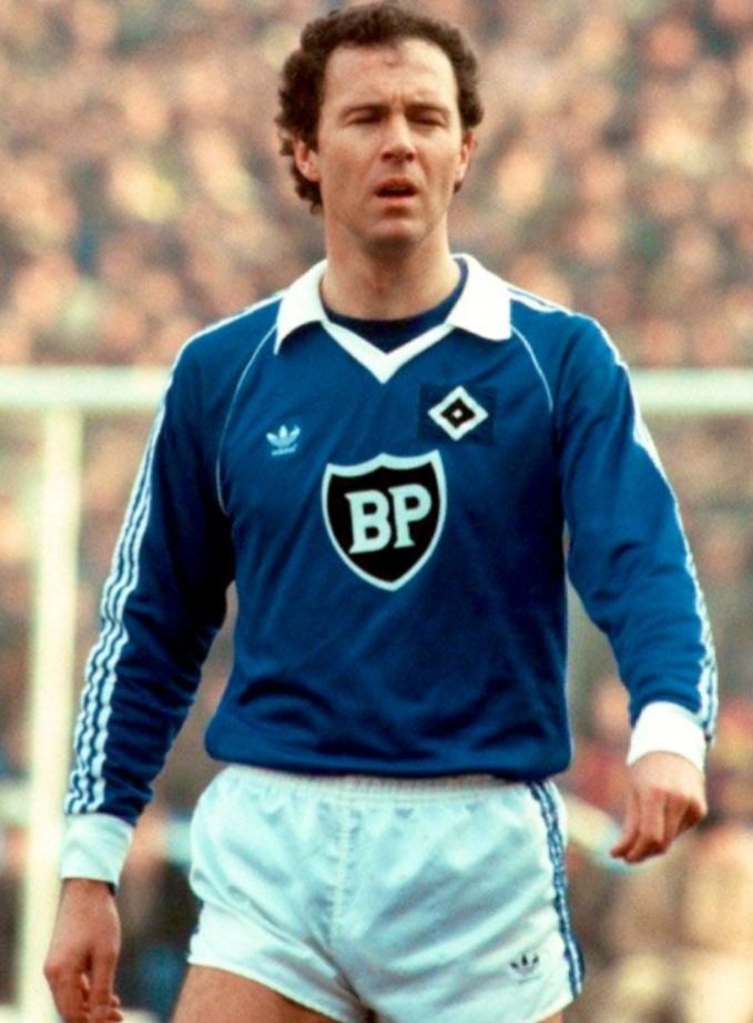 He left Bayern to join the New York Cosmos (who had Pele at the time) in 1977 and later played for HSV where he won the Bundesliga again. He retired with the Cosmos in 1983. He played a total of 754 competirive club games throughout his career