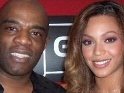 sassypandez's tweet photo. So sad DJ Steve Sutherland has passed away! 😢last time I saw you was when we was on the #moboawards panel together. Great DJ great guy. Love to your family. 🙏 RIP lost for words @djstevesutherld https://t.co/bmxwIBMMbw