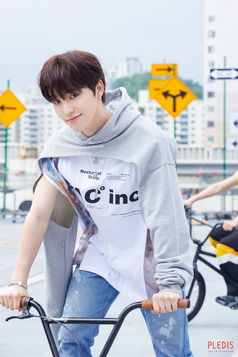 gyuhansekai's tweet photo. BEST BOY DINO🦖💗
#디노에게_마음을_전하기
#디노 #DINO #To_DINO #ODETODINO #세븐틴
#SEVENTEEN
@pledis_17 https://t.co/n1IzetkD0e