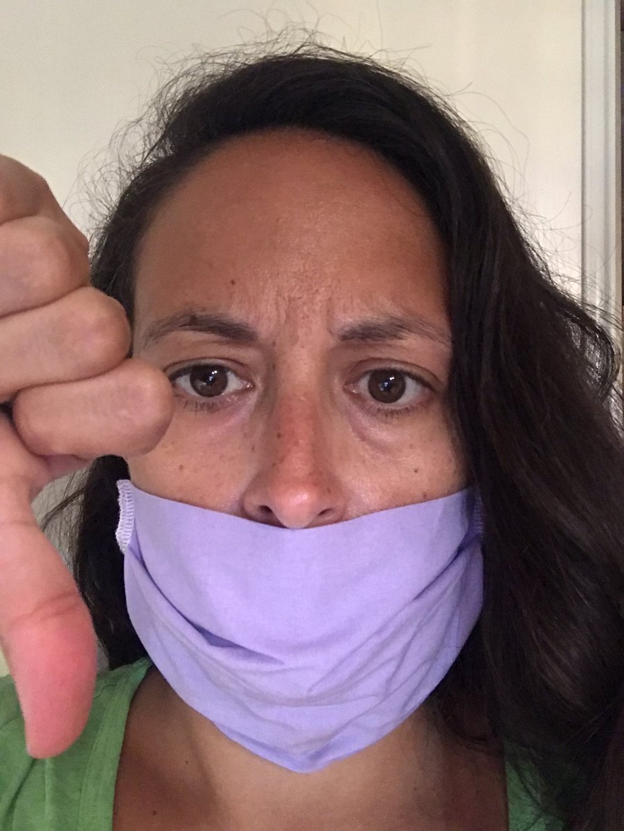 ChloeJPoetry's tweet image. Seriously 🙄 
#WearAMask #DoItProperly