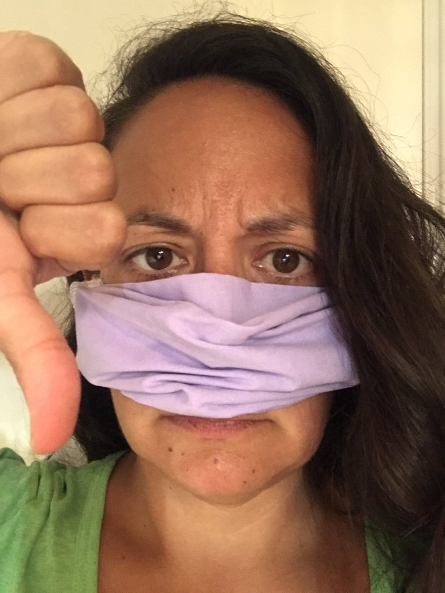 ChloeJPoetry's tweet image. Seriously 🙄 
#WearAMask #DoItProperly