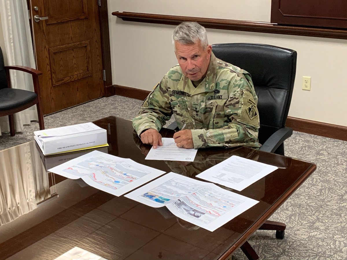 USACEHQ's tweet photo. Lt. Gen. Todd T. Semonite, USACE Commanding General and 54th U.S. Army Chief of Engineers, yesterday signed the Fire Island to Montauk Point Reformulation Study Chief's Report.  (THREAD) https://t.co/DHXI0bpmKw