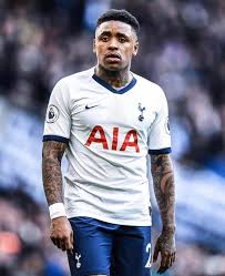 Bergwijn. Also one of the newcomers, he took it by storm with some stacked shopping carts. Doesn't go there too often anymore.