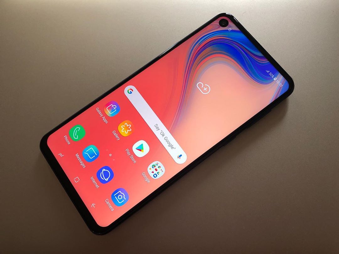 ArriadaGroup's tweet image. هاتف #GalaxyA8s يأتيكم بشاشة كاملة من نوع Infinity o عالية الدقة ✨

بإصدار 128GB | RAM 8GB

يتوفر الآن بسعر 1,625 د.ل لدى #ArriadaGroup #ليبيا #بنغازي 💫