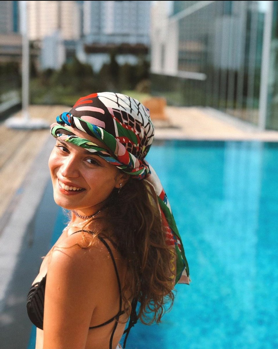 tatliyalanimbr's tweet photo. 📸| Asli aproveitando seu verão | IG.
" e u n o i a 🌴"
#AslıBekiroğlu https://t.co/uUc8gjjXZi