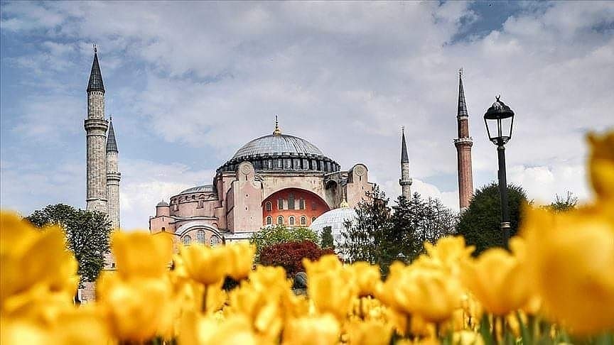 tugemresmi's tweet photo. Elhamdülillah...
#AyasofyaCamii https://t.co/2lmU2etj4H
