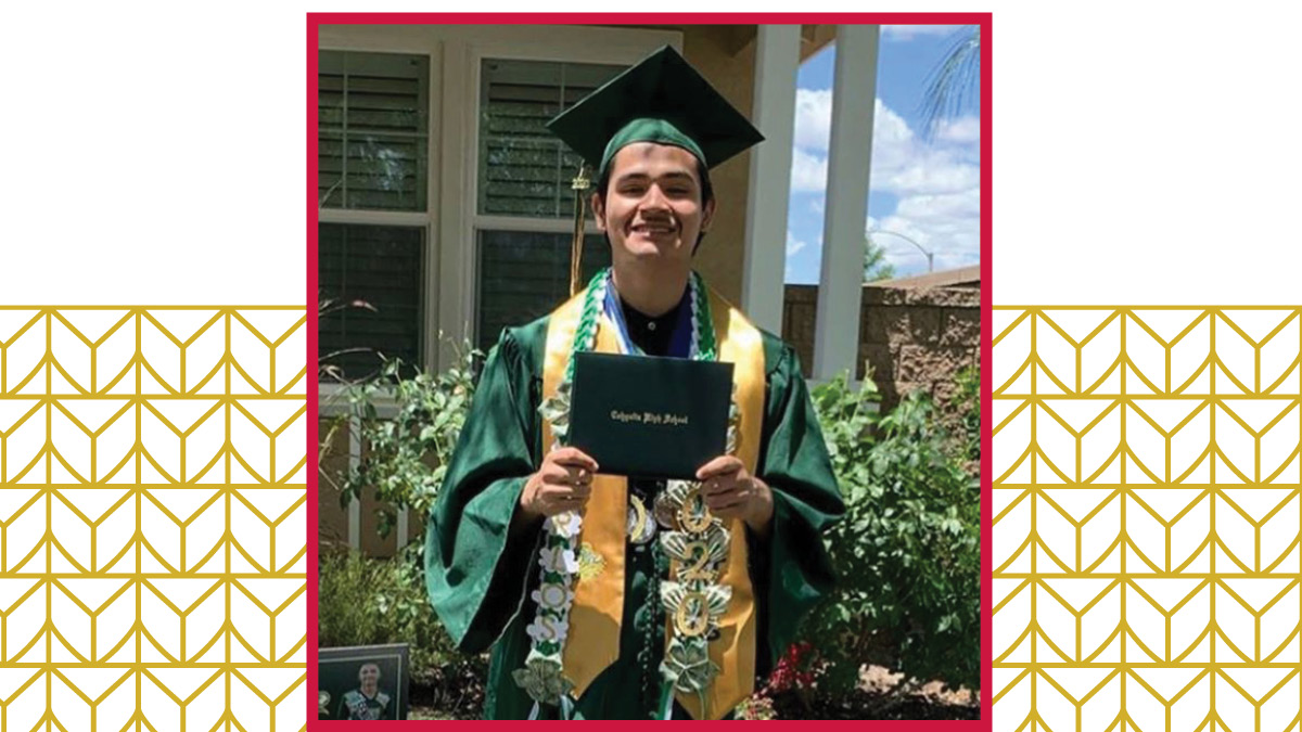 BenUMesa's tweet photo. It's #FreshmanFriday! Welcome Carlos, the newest member of the @BenUSpiritSquad who is majoring in Computer Science #BenUBound #WeAreBenedictine https://t.co/wVYglBAaw8