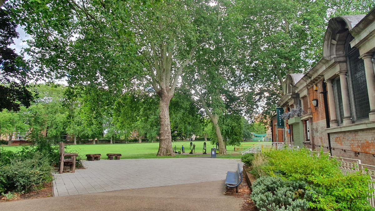 Home Park in Lower Sydenham. Named after Home Park Lodge which was demolished as the area became less desirable due to the expansion of the Bell Green gasworks.Gasworks photos from this excellent Flickr album:  https://www.flickr.com/photos/stevegrindlay/sets/72157603906940169/with/2264095842/