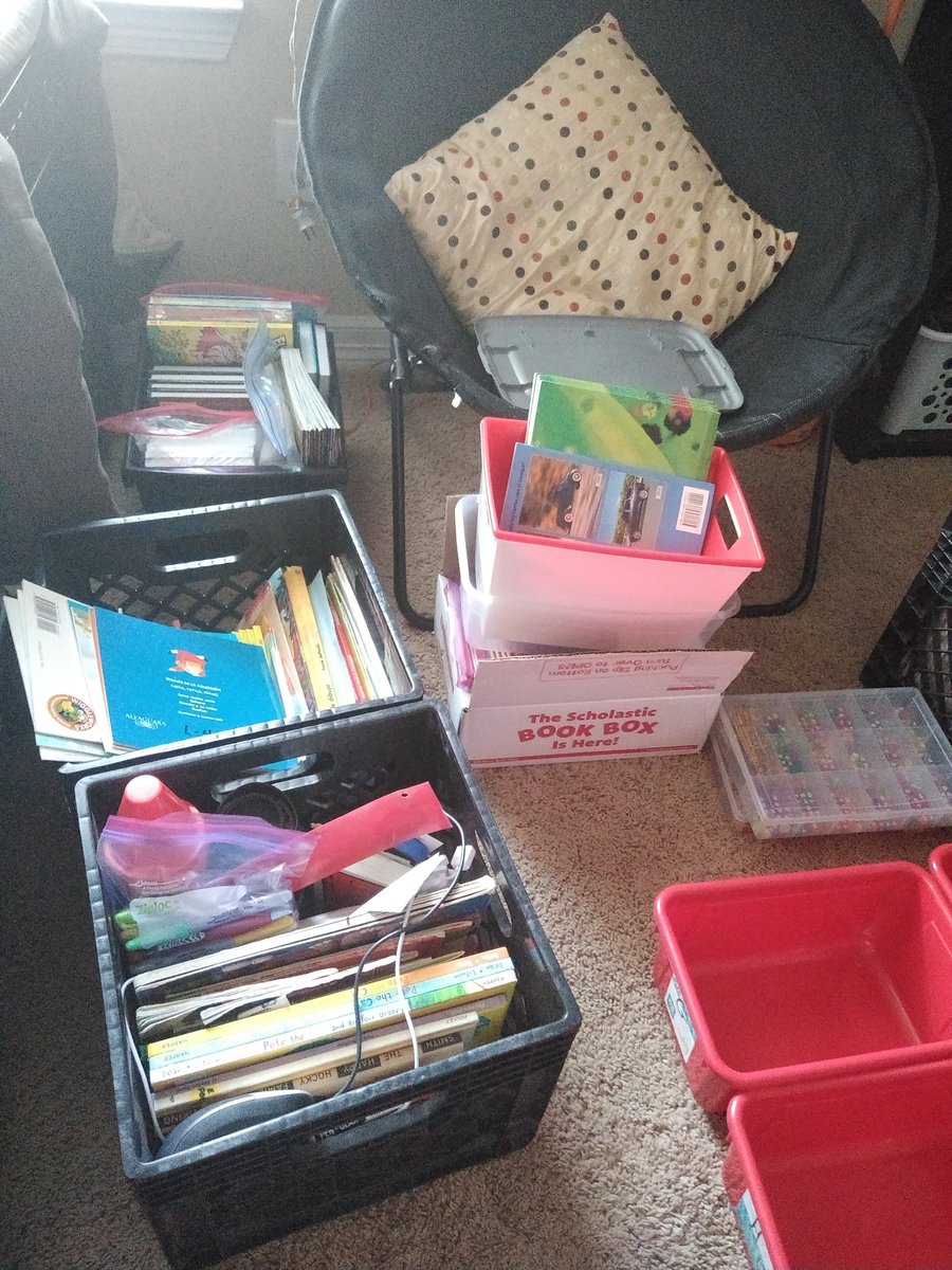 VelardePiedad's tweet photo. Work in progress, I am working in my classroom library and getting ready for an amazing school year at Cottonwood Elementary. Great things are happening in Cleveland ISD. 
@ClevelandISD
#CWEReadingandWriting #Just4Kids https://t.co/7JKIHadX8h