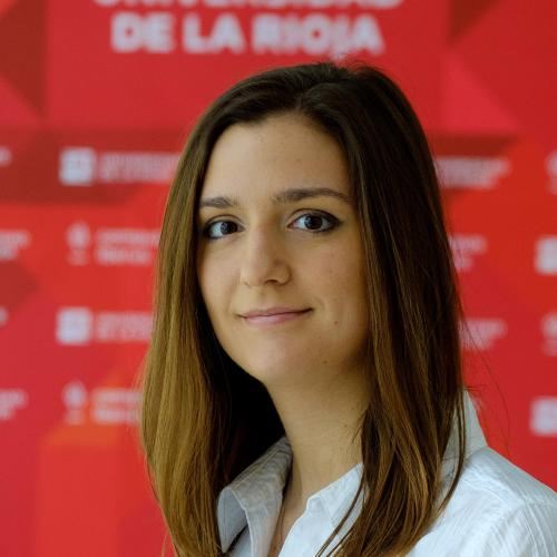 So proud of former student Nuria Mazo from <a href="/unirioja/">Universidad de La Rioja</a> for being awarded the 2nd prize in the Best Thesis Award from the @RSEQ Chemical Biology division🥰. Watching your students grow and succeed is an unparalleled happy feeling. Thanks <a href="/GEqbioRSEQ/">Grupo QBio RSEQ</a> and congrats Nuria and <a href="/hebusto/">Héctor Busto</a> !