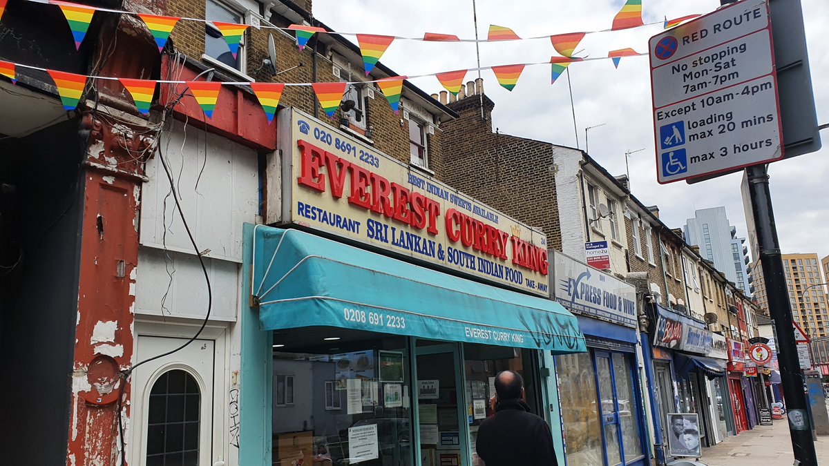 Pop into Everest Curry King for some Mutton Roti, Egg & Fish Rolls and Veg Samosas.