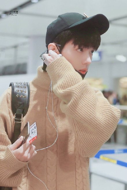 a thread of xiao zhan being  to cheer you up!!