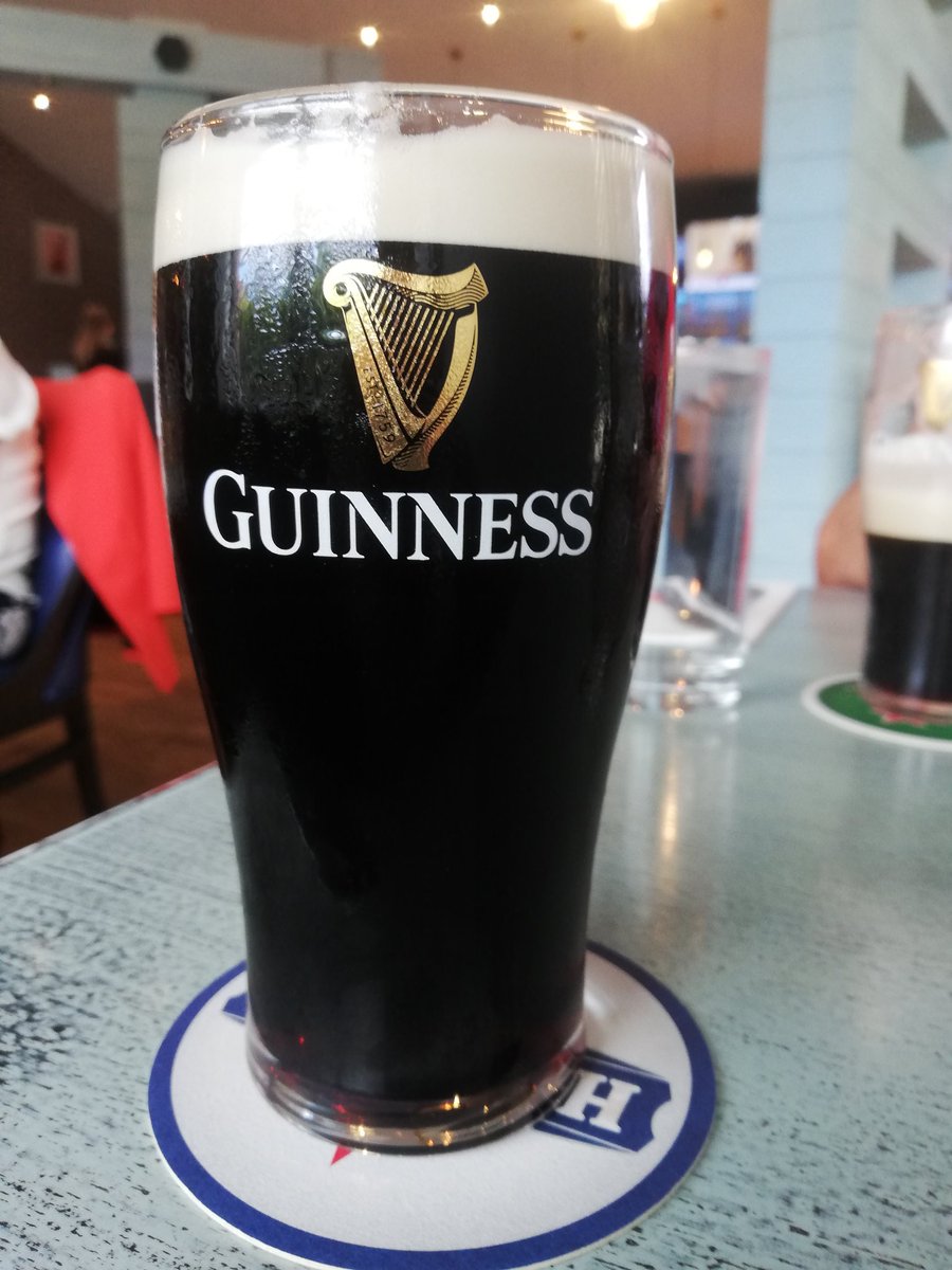 FredaOSullivan's tweet photo. Waited a long time for this beauty😍  #guinness #pints #12thlock #Summer2020 https://t.co/6WLai8C7ar