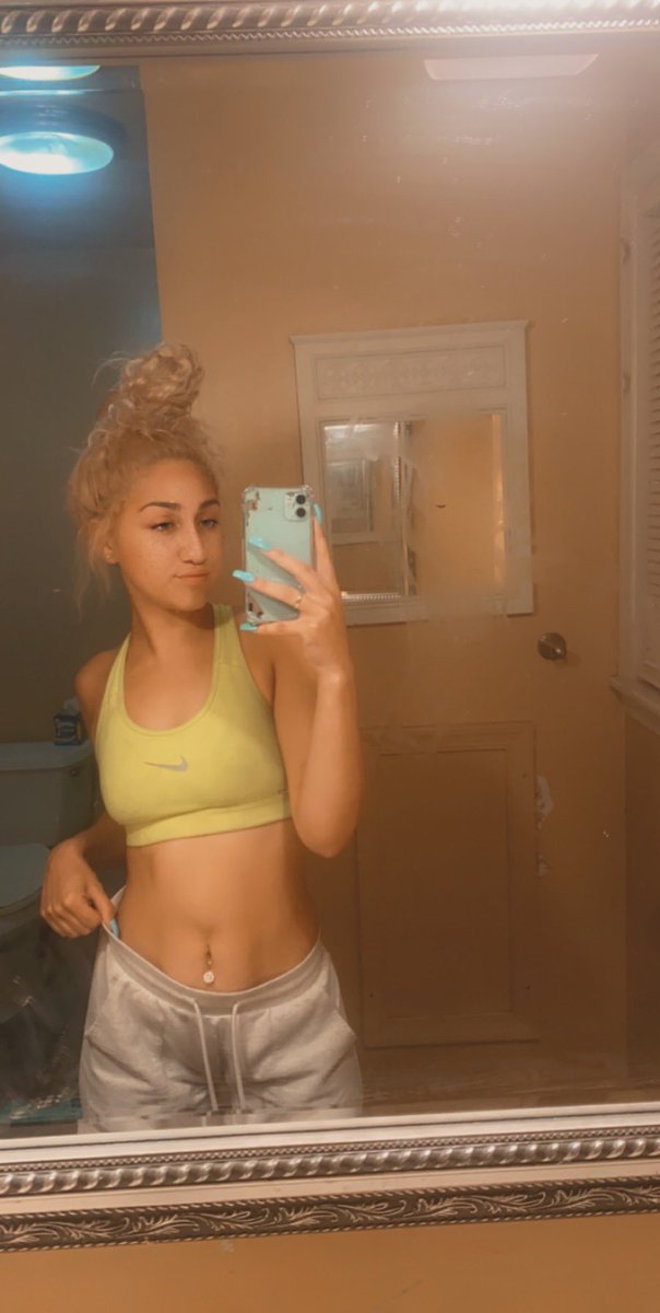 jm0ney2020's tweet photo. Dm to purchase 🖤🖤🖤 #buyingcontent #sellingcontent https://t.co/I7ocNa7ncj