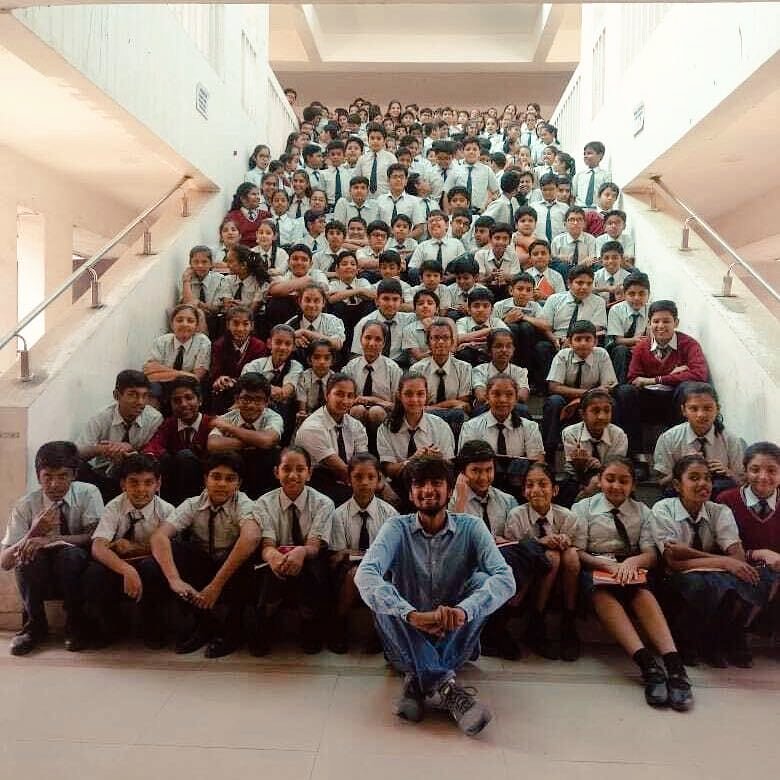TheSTEMTimes's tweet photo. Reaching for the stars ✨Read the inspiring journey of India's young astronomer Aryan Mishra @desiastronomer &amp; his passion for #astronomy - building astronomy labs in schools via his startup @sparkastronomy 🔭 

@awanti_sp writes more at https://t.co/fQkks1Fay9 
#facesofscience https://t.co/Fn5GL5Uuym