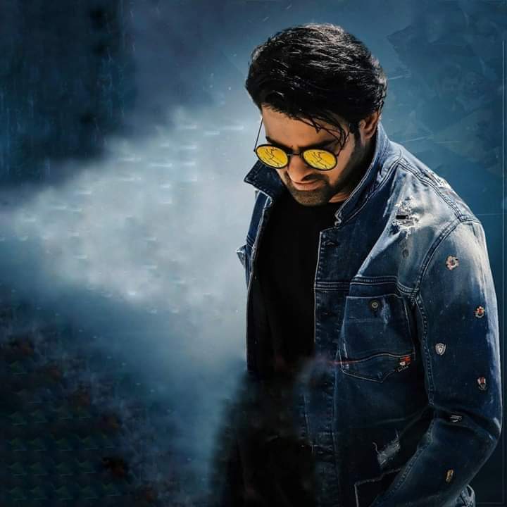 Vini7Darling's tweet photo. #Radheshyam #prabhas Hit like and retweet 200 in 5 min..  U can do it darlings come on 😍😎💪💪 https://t.co/BuKVl1gLvM