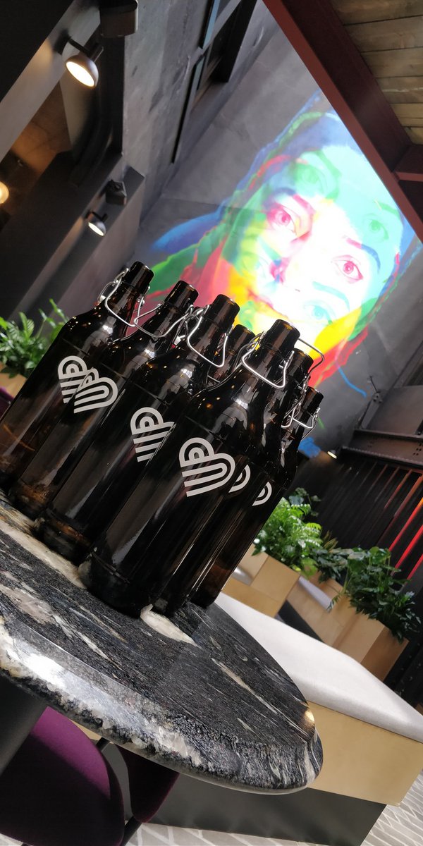 ciaranmaher's tweet photo. Thanks to the guys at @BigRomanceBar for sorting out the @square1_io team at our first socially distanced team catch up! https://t.co/gDAJ41Bi3f