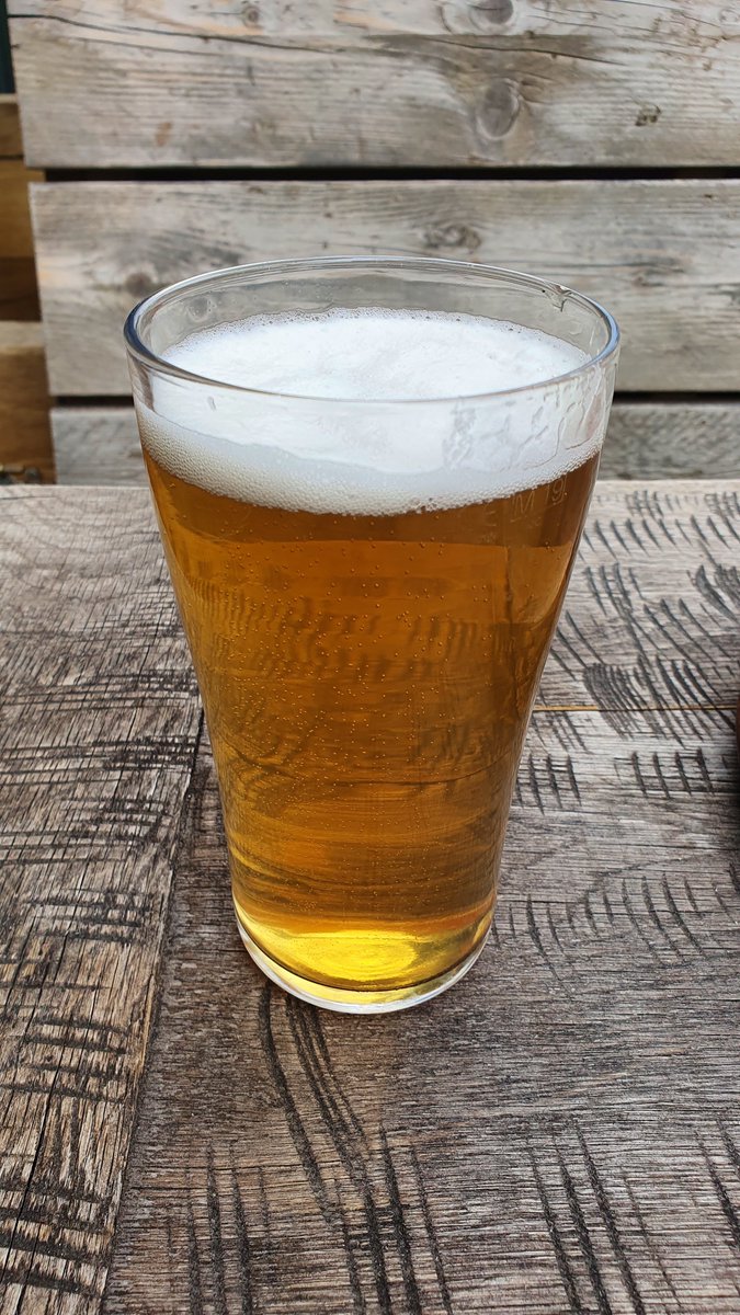 Round off my walk with my first proper pub pint in four months...