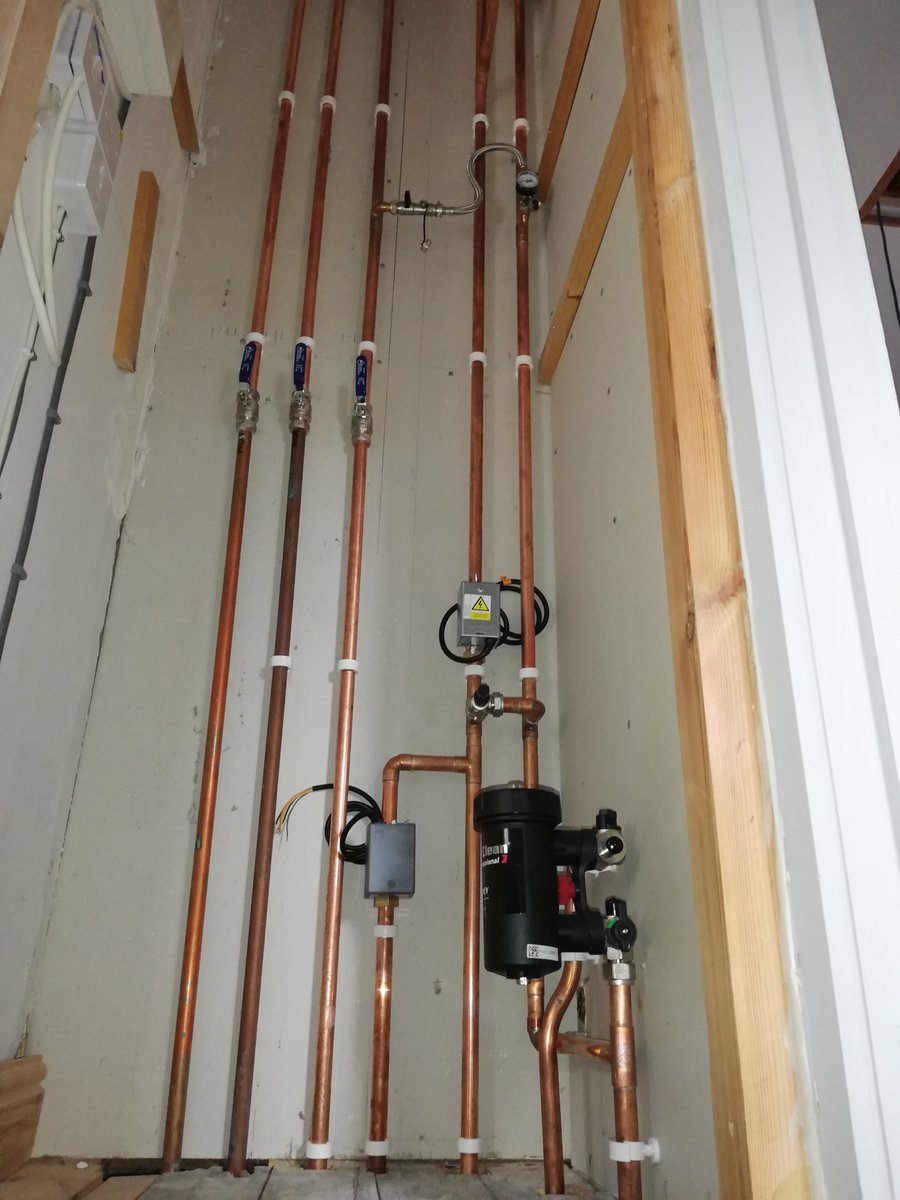 padoloughlin's tweet photo. Getting to the end of this one now

External @myGrantUK with cylinder into the loft to replace copper unlagged cylinder and storage tanks

Just controls, new rads and flush to finish #waterlego https://t.co/wTRmZfDhS7