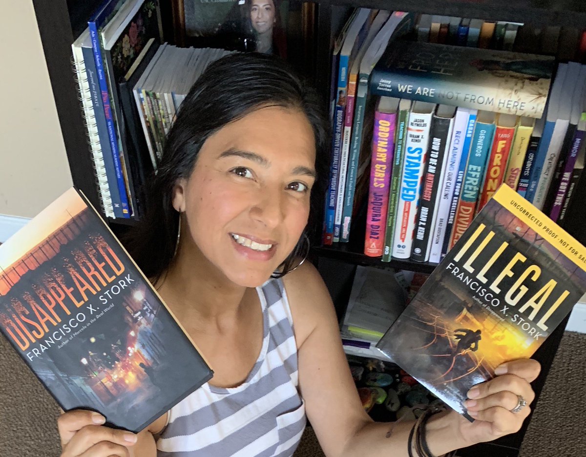 emilyfranESL's tweet photo. My teacher bookshelf Vs Betsy DeVos’ bookshelf — and she’s making the decisions on how we should teach 🤦🏽‍♀️🤯

🤣 #GetAbook #GetEducated https://t.co/43CFatMQpG