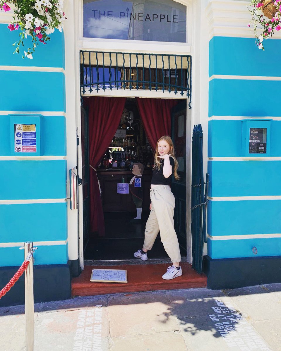 ThePineapplePub's tweet photo. Ready for the weekend #pubsreopen #pleasewaittobbeseated #seeyoushortly #allhailtheale #kentishtown #tufnellpark #beergarden #thaifood https://t.co/7io7lAJTvI