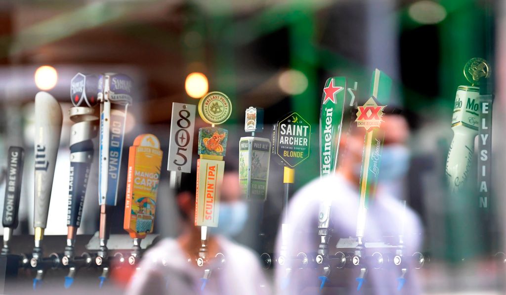 California’s Newsom has done many of the same things that his Republican counterparts are being criticized for. He:Reopened barsDeclined to issue a statewide mask mandateCeded the reopening process to the counties  http://trib.al/sv01EHQ&nbsp;