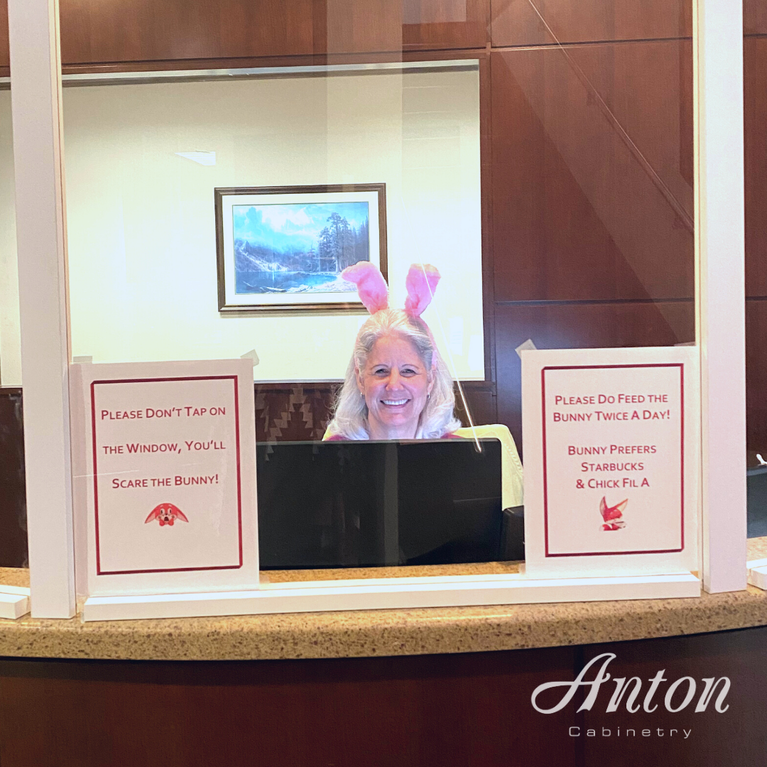 Anton_Cabinetry's tweet photo. Time for another #FeelGoodFriday!
Our office staff is certainly making the best of #socialdistancing! We hope everyone is finding fun, too!
#donttaptheglass #bringfood #fridayfeels #antoncabinetry #woodworking #architecturalwoodwork #funnyfriday #creativity #teamwork #workfun https://t.co/uG7xKhbBKz