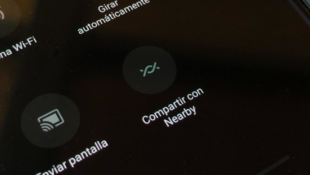 Cómo activar ‘Compartir con Nearby’, el nuevo sistema de Google para enviar archivos en Android xatakandroid.com/tutoriales/com… vía <a href="/xatakandroid/">Xataka Android</a>