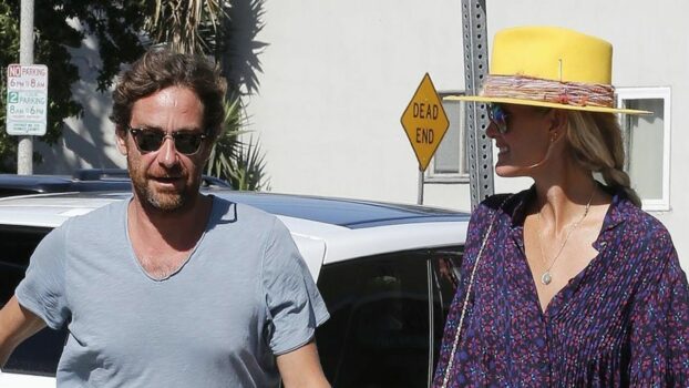 lotfitovic's tweet image. Laeticia Hallyday pose avec son compagnon Pascal : son fils Max réagit ! ⋆ toutfilm.com
Laeticia Hallyday de retour à Paris, n’a... plus d'infos sur : tinyurl.com/y824lckt
#avec #compagnon #fils #hallyday #laeticia #max #pascal #pose #réagi...