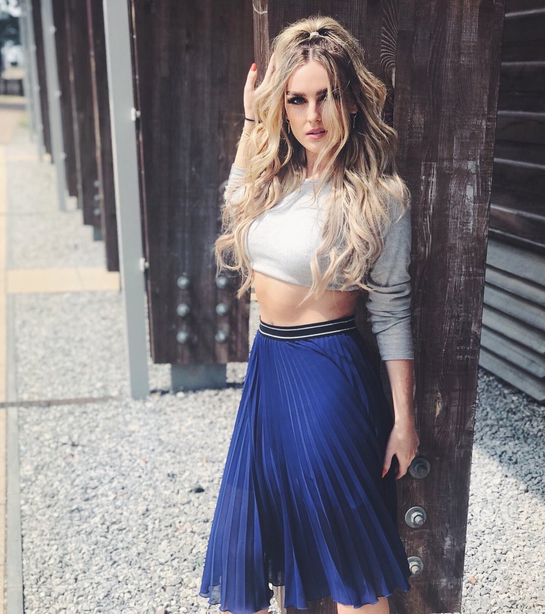 Happy Birthday to my luv! Perrie Edwards!! Baby girl isn t such a baby anymore  