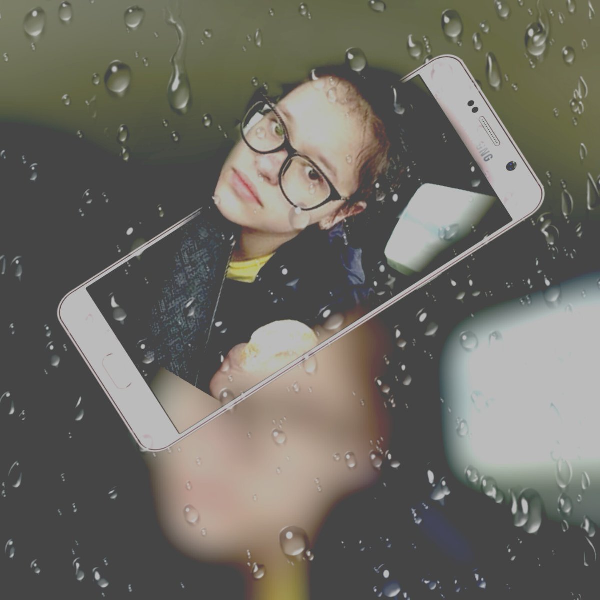 Daria Cat (@dariaca13018248) on Twitter photo 