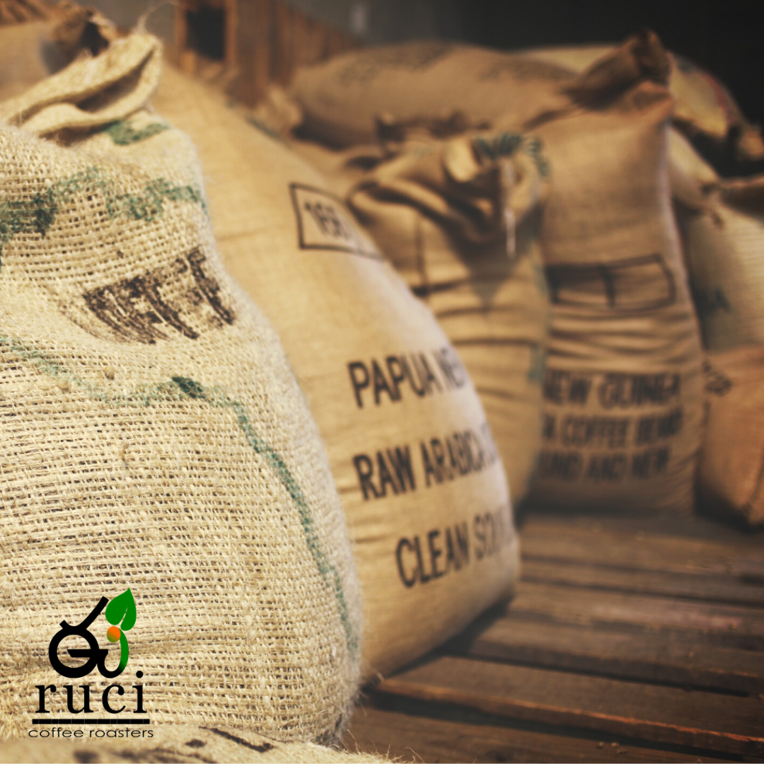 rucicoffee's tweet photo. Intermediaries are individuals who pick up dried beans from coffee farmers in large quantities and prepare them to ship by organizing all aspects of importing and exporting. 

These individuals often go overlooked and today we want to let them know they are appreciated! https://t.co/DICr3b0Mwu