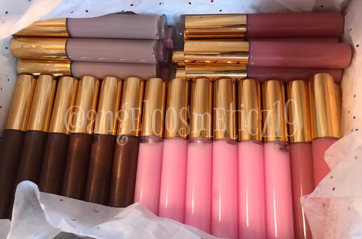 SimilienJessie's tweet photo. Nude prefilled wholesale💕 
how cute does this look?😍
Make us your wholesale vendor‼️
https://t.co/taO1R8ax8V
#lipglosswholesalevendor #smallbusiness #haitianownedbusiness #lipglossfilling https://t.co/lBgKQuBVZ7