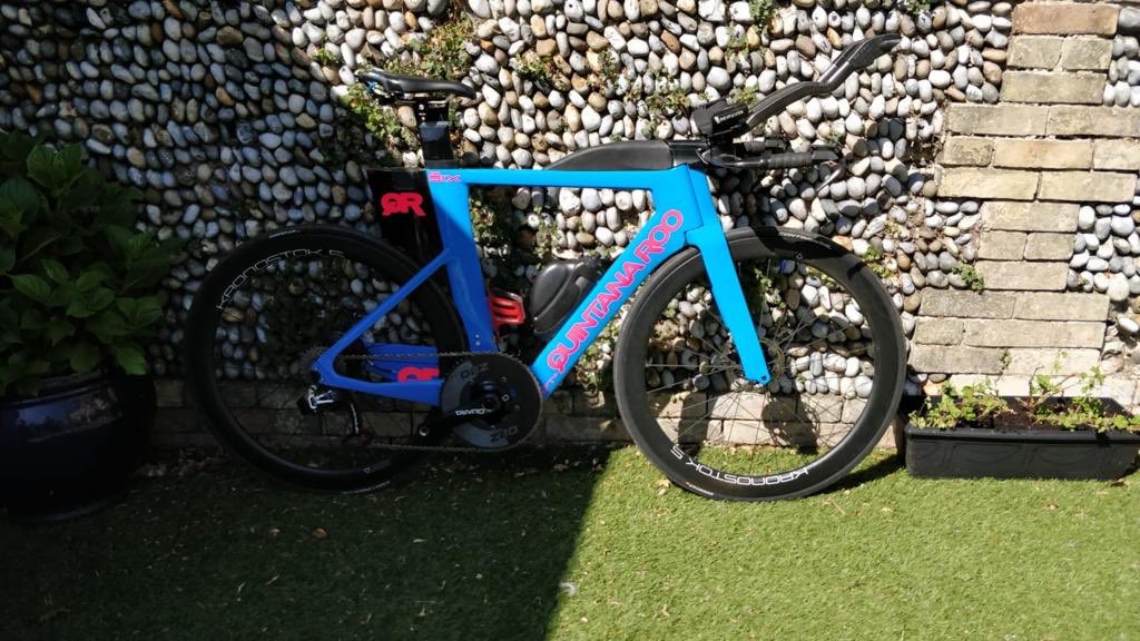 Noaveragejoe88's tweet image. I’ve had my bike nicked off of my car in Grenoble. It was locked on my car but was taken. It is the bike in the first picture but with the training wheels of the second picture. 

I would really appreciate it if you could share this post in the hope I can get my bike back.