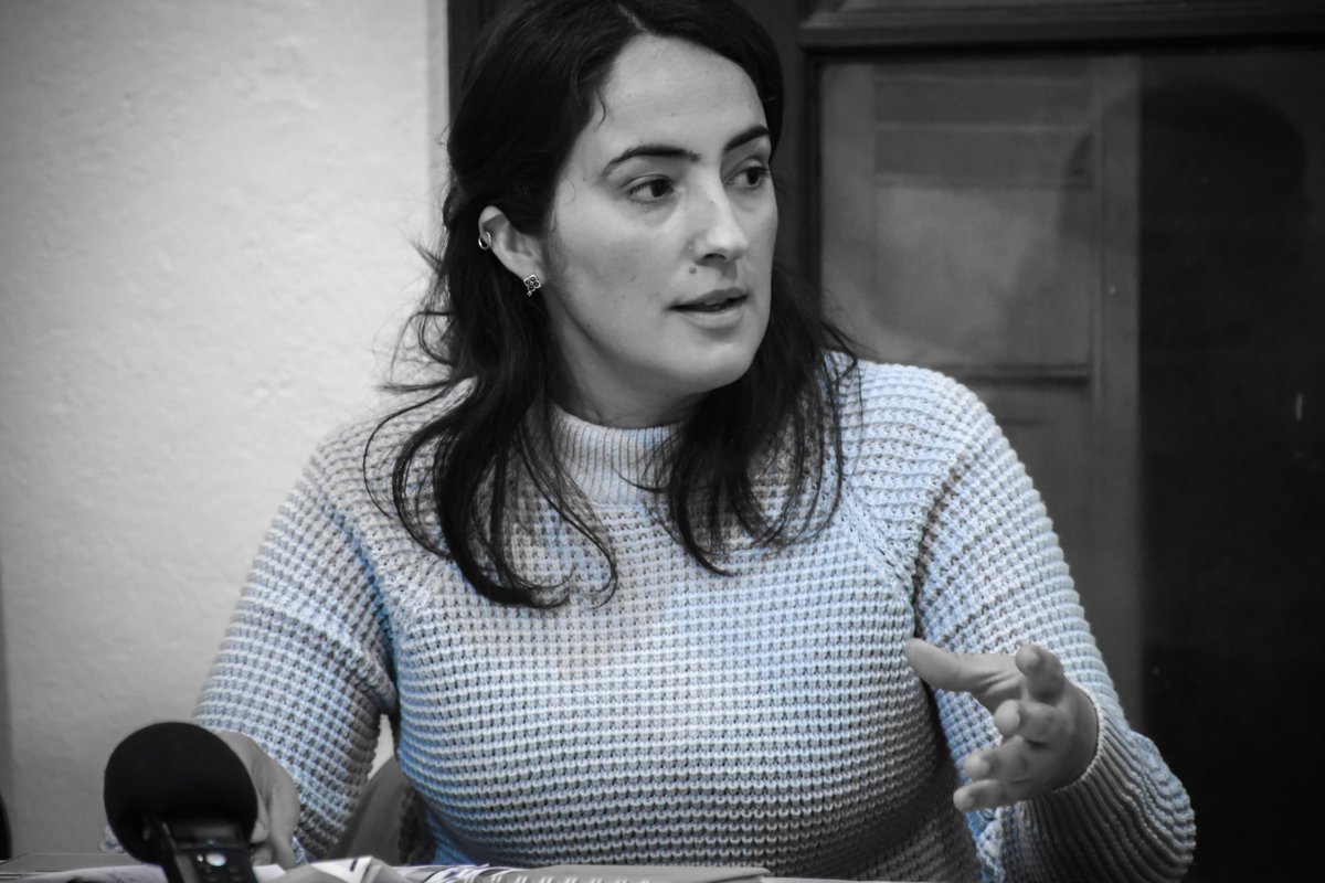 EsteFilial's tweet photo. El 30/06/20 realizamos una charla sobre la #LUC en el Espacio Cultural y Pedagógico de la @FenapesUruguay en Nueva Helvecia
Participaron por la Filial @ElianaLap20, Gustavo Hellbusch y Gonzalo Travieso junto con el diputado @nicovieradiaz y Diana Olivera suplente de @mariocolman https://t.co/3lMXOqivUj