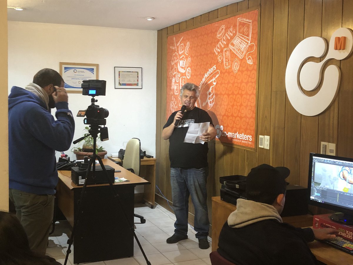 comarketers's tweet photo. Hoy día de grabación para el equipo! 🎥

Programa: Music Legends
Canal Once Punta del Este
Producción: 24milimetros
#comarketers #24milimetros #produccionaudiovisual https://t.co/9ra11n8B55