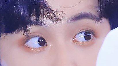 hyuckspouty's tweet image. 🥺👀