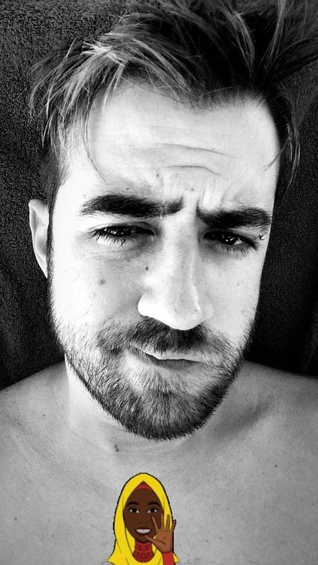 zuftauron's tweet photo. adoro terriblemente la versatilidad de este hombre, siempre me hace muy feliz✨
#Auronerday https://t.co/0PUPjFjV0Y