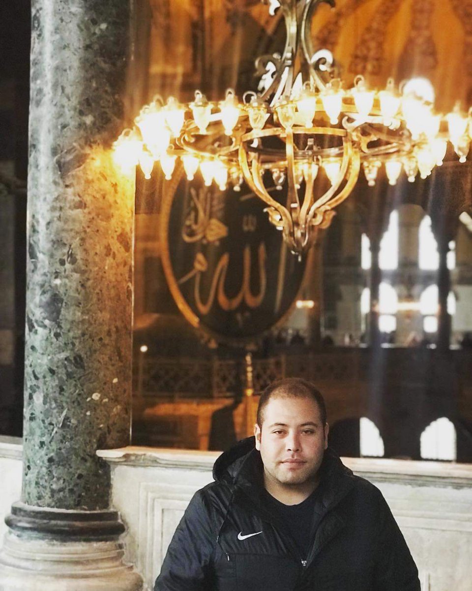 O gün bir kanlı şafak gökten üflenn ateş Birdn dağın sırtnda atlılar belireck Atlılar put şehrine gediklrden gireck Bir şehrki orda insan ayak üstü leş Yalnz iman ve fikir ne sevgli ne kardş Bir akıl geleckki akllar delireck Ve bir devrim evvela devrimi devireck  #AyasofyaCamii