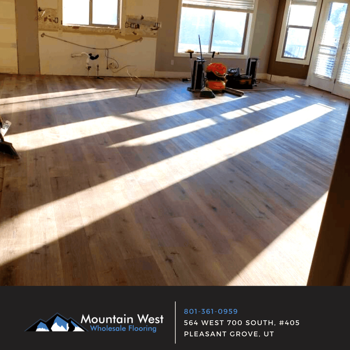 Low Maintenance Flooring With a High Maintenance Look
Come in and see what we have to offer.
🌐bit.ly/3bIOaUX 
#Mountainwestfloors #wholesaleflooring #carpetinstallation #flooringinstallation #laminateflooring #hardwoodflooring