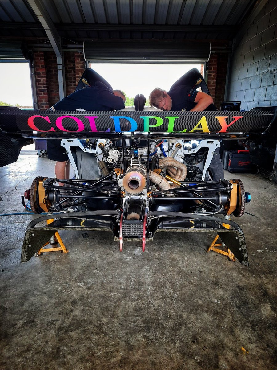 The calm before storm. Test day before Britcar Endurance Championship season opener in Croft... VR Motorsport is ready! Keep fingers crossed🤞 #praga #pragaR1 #pragacars #vrmotorsport