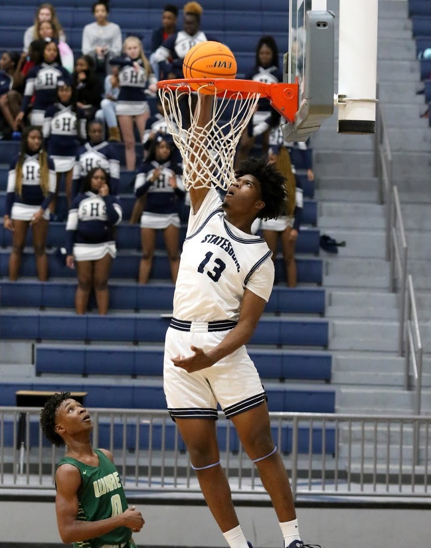 Very sad news to report as Statesboro senior basketball player OJ Reese passed away today after collapsing during an AAU game outside of Atlanta. Thoughts and prayers to Reese's family.