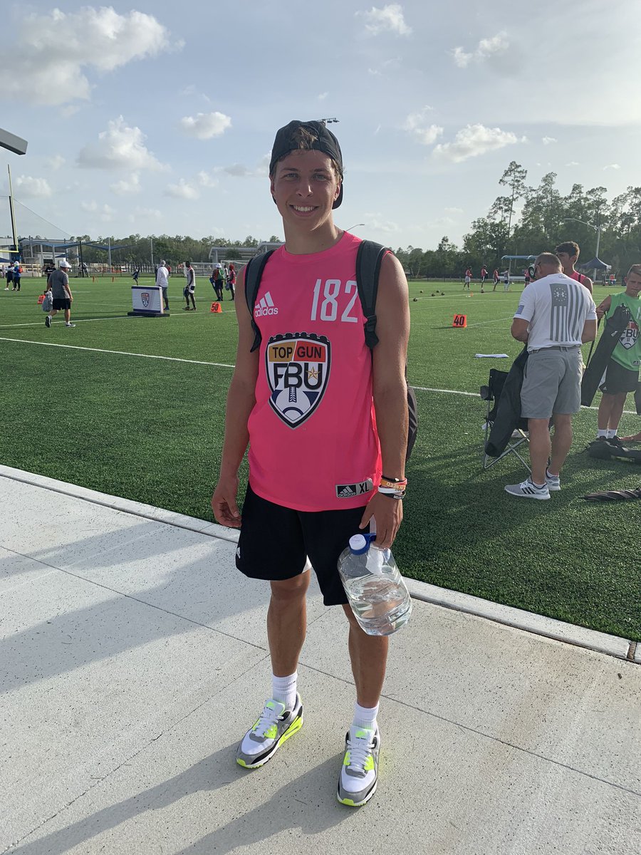 Drewknieper's tweet photo. Day one in the books @FBUcamp @xfactorQB @John_cmu29 https://t.co/85NXmDWI8b