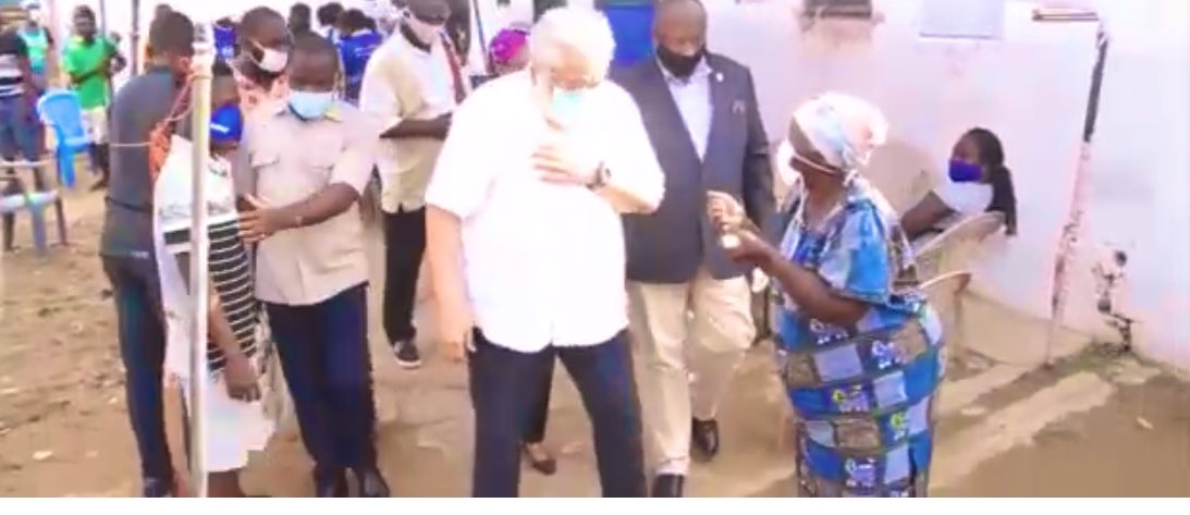 The reception was so warm. All these old ladies who had a crush on him back then, and clearly still do. The old ladies and this old man with all their white hair!! Nostalgia! And then young ladies too. Ei!! Hmm. This old man  @officeofJJR ! 