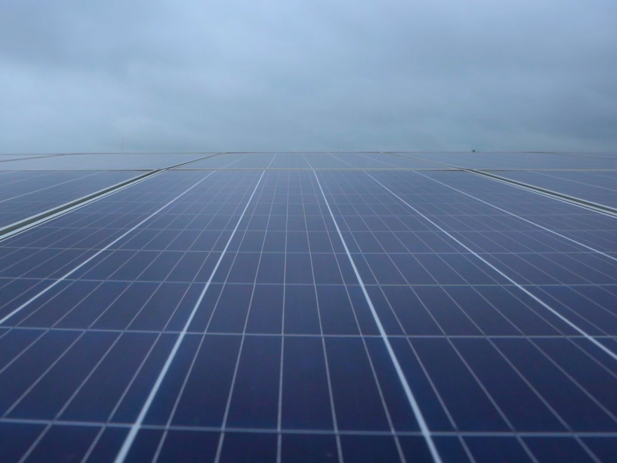 ErikSolheim's tweet photo. These are glimpses from the mega solar power project that was inaugurated in Rewa, Madhya Pradesh, India 🇮🇳 yesterday.
It’s beautiful and it sets India on path to becoming a global leader on solar energy. ☀️☀️☀️ https://t.co/g2mPvqn8n9