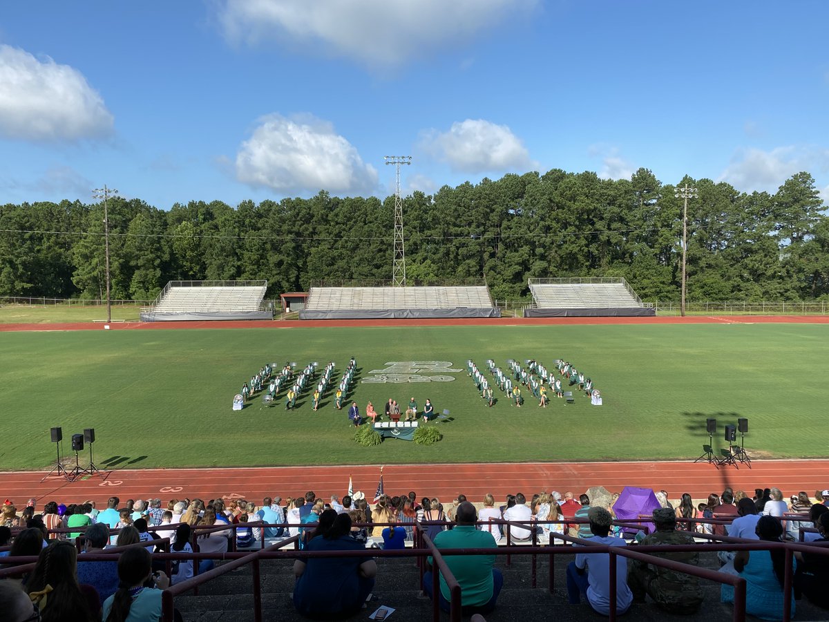 MandMSound's tweet photo. We provided the livestream and audio for the Rapides High Graduation today. Next up Menard High School! https://t.co/duGagBc0EA