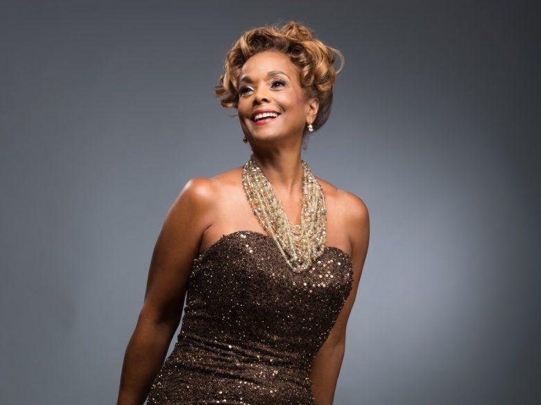 TheTorontoSun's tweet photo. First black Miss Universe became a national icon in Trinidad https://t.co/5dIEWb19JY Via @LizBraunSun https://t.co/MH5pv2Fu3I