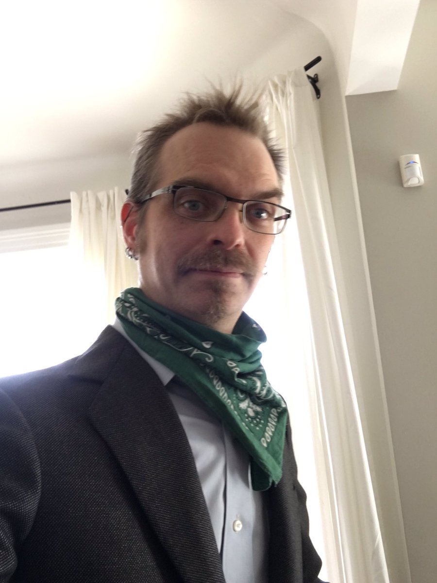 I call this “bandit chic”